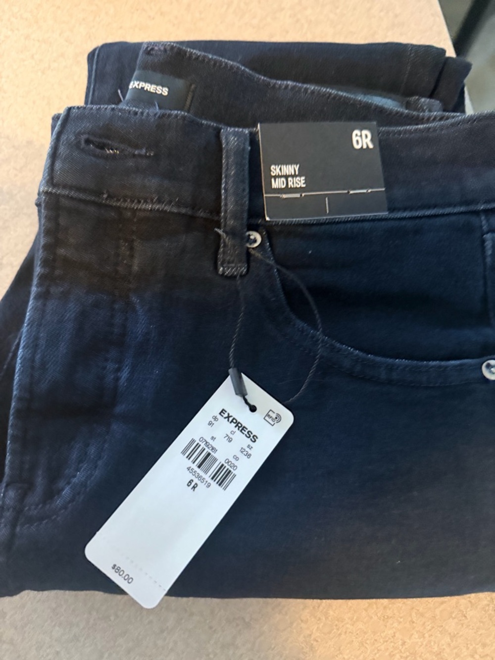 Express Dark Navy Women's Jeans - Classic Five-Pocket Style